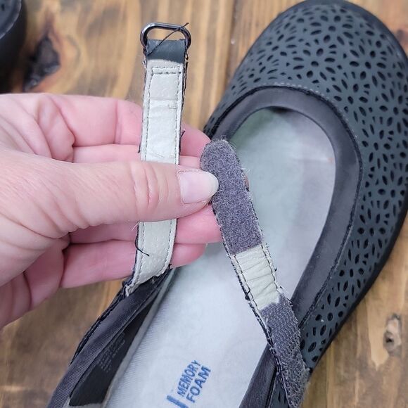 Jambu. JBU. Memory Foam. Cute and Comfy Shoes. Size 7.5. EUC - Picture 7 of 8